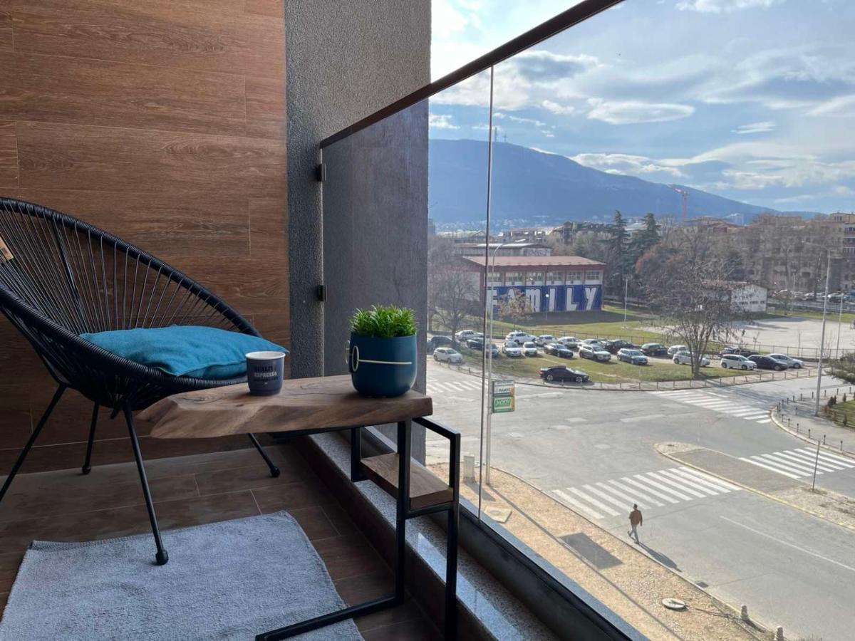 Porta Leks Apartment, Self Check-In, Own Parking Skopje Exterior photo