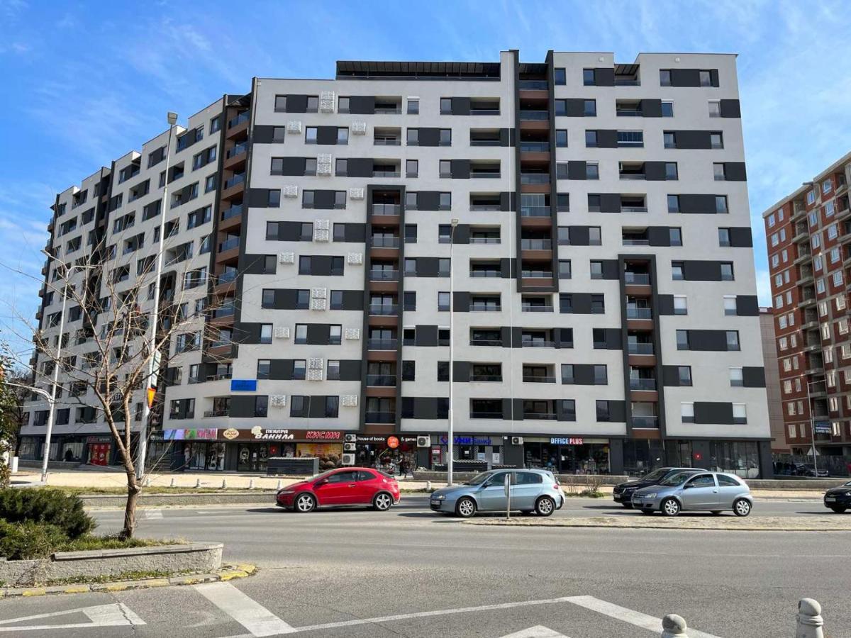 Porta Leks Apartment, Self Check-In, Own Parking Skopje Exterior photo