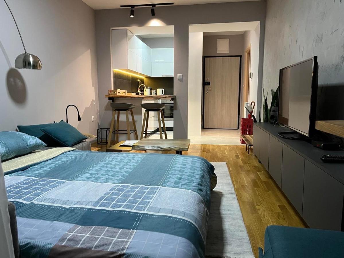 Porta Leks Apartment, Self Check-In, Own Parking Skopje Exterior photo