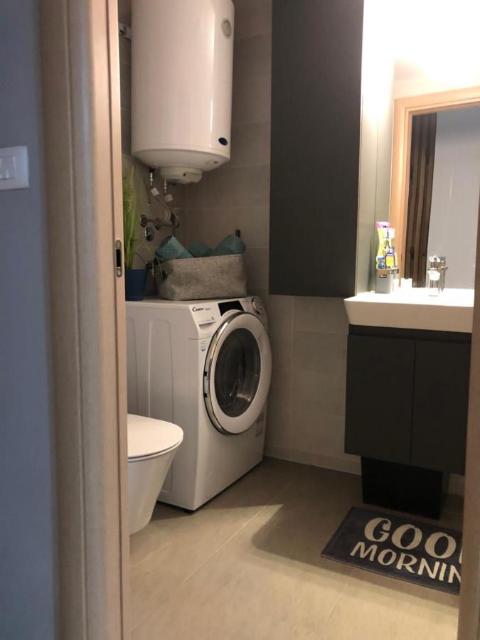 Porta Leks Apartment, Self Check-In, Own Parking Skopje Exterior photo